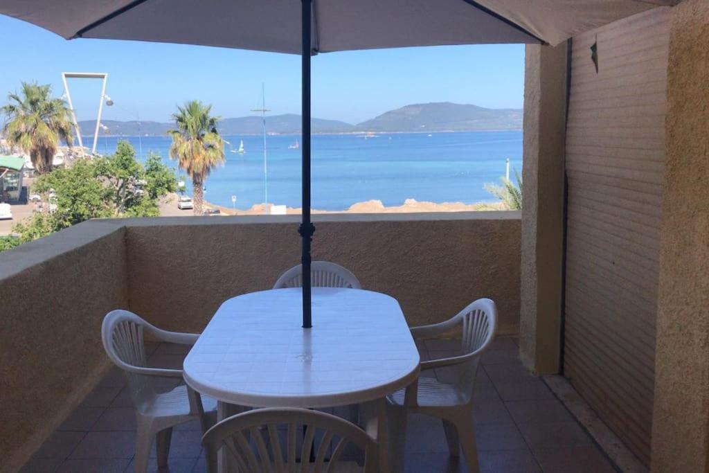 Seduti Di Fronte Al Mare * Alghero